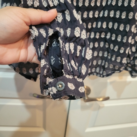 Pilcro by Anthropologie womens blouse size Xs - Picture 8 of 8